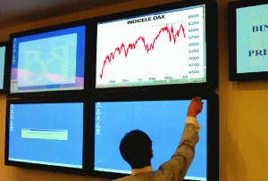 Indicele DAX, pe ecranele BVB. Indicele DAX, pe ecranele BVB.